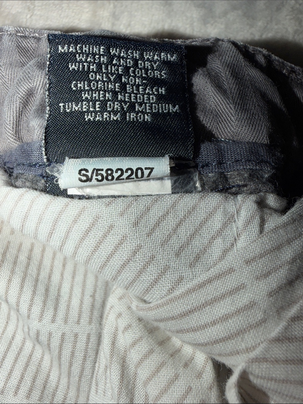 Old Navy Surplus Company Gray Cargo Shorts Mens W32 Vintage Fall ‘08 Utility Y2K - Picture 9 of 16